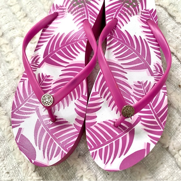 Y2K Vince Camuto Platform Sandals - Picture 3 of 6